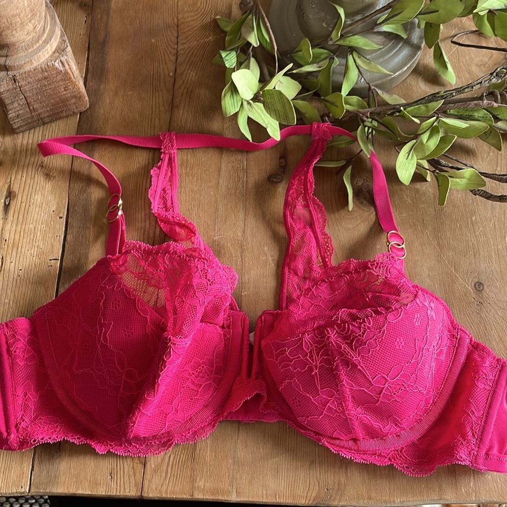 Hot Pink adjustable Racerback padded underwire bra by Cacique 42C